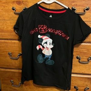 Walt Disney World Christmas/ Winter Mickey Womens T-Shirt